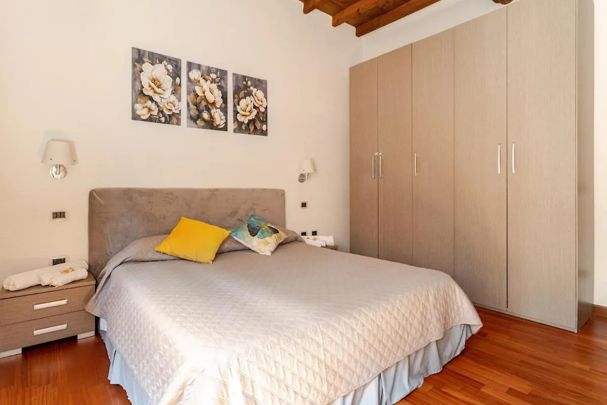 Ferrara Prestige - Stile & Comfort Nel Cuore Estense 아파트